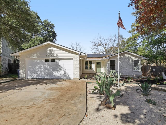 8214 Kearsarge DR