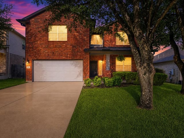 8215 Menlo Park PL