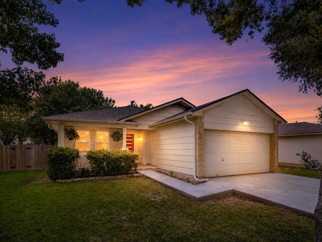 8216 Flaxen DR