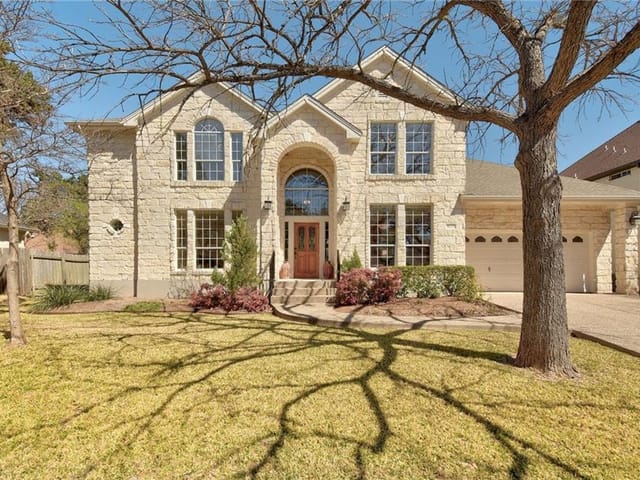 8222 Crabtree Dr