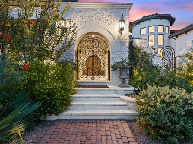 8224 Chalk Knoll Dr