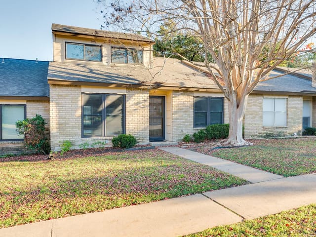 8233 SUMMER SIDE Dr Unit #172