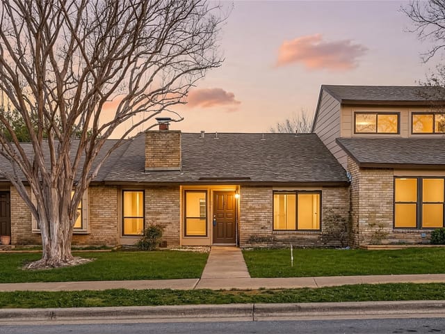 8235 Summer Side Dr