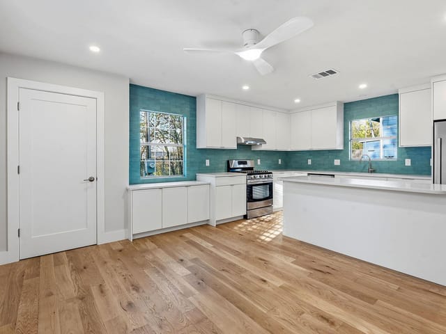 827 Gullett ST Unit #B
