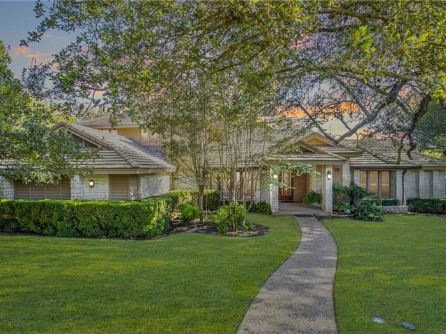 83 Pascal Ln
