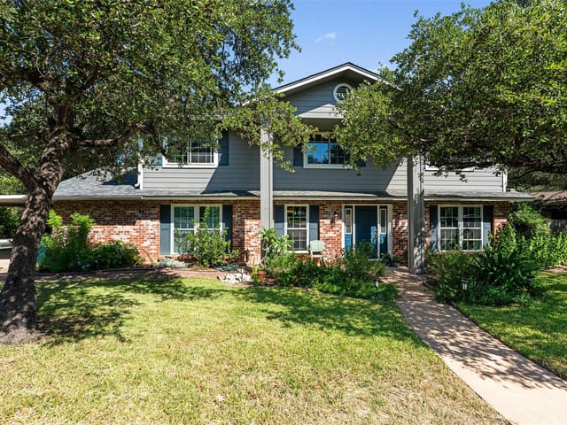 8300 Grayledge DR