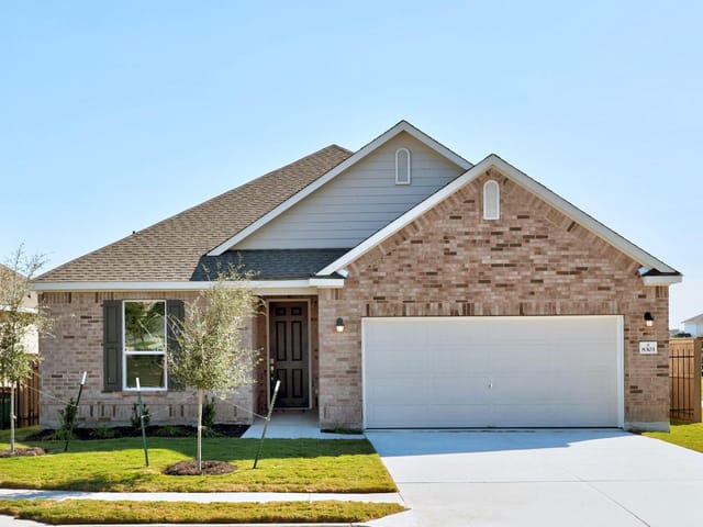 8303 Knoxville TRL