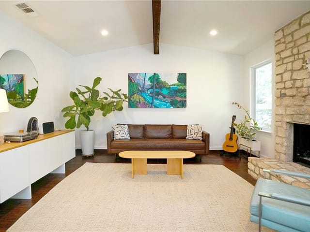 8304 Moccasin Path