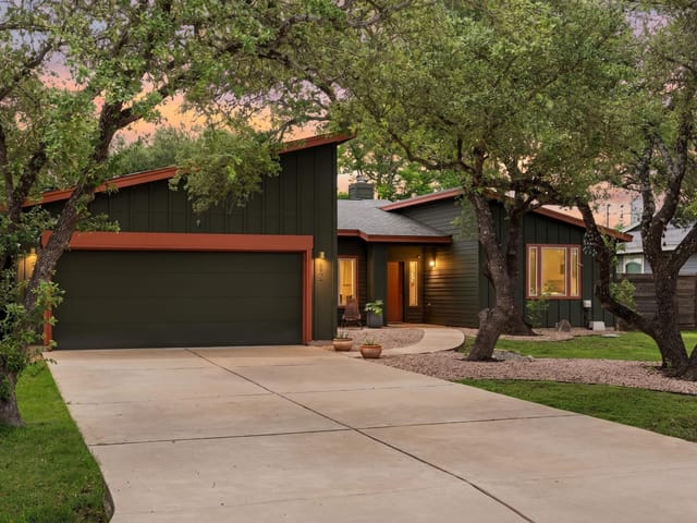 8305 Williamson Creek DR