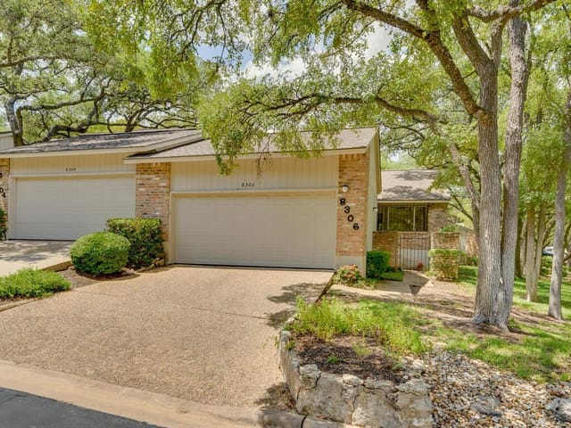 8306 Summer Place Dr