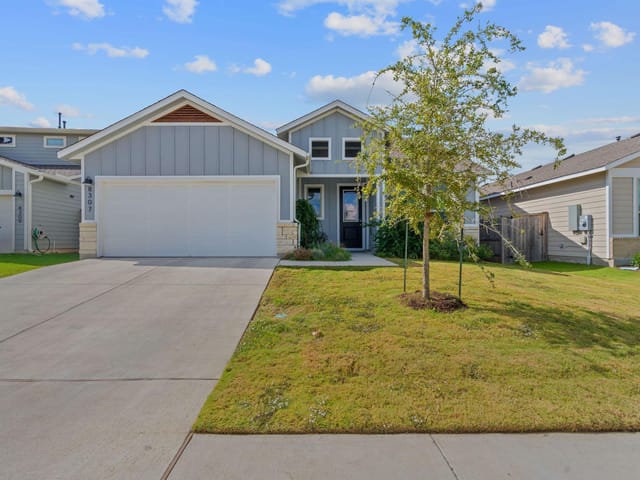 8307 Dampton Ln