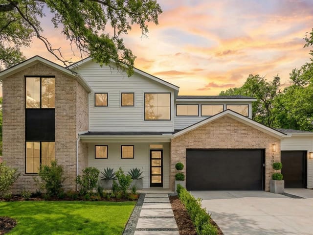 8307 Silver Ridge DR