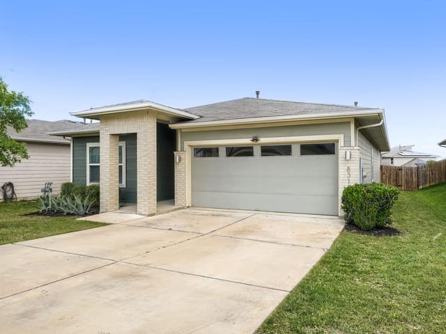 8312 City Top Blvd