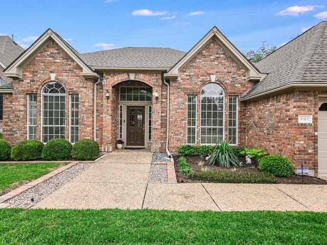 8313 Jancy Dr