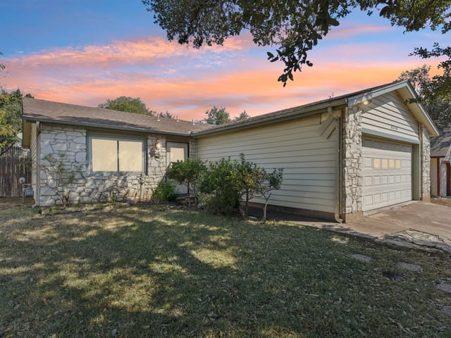 8318 Gallatin DR