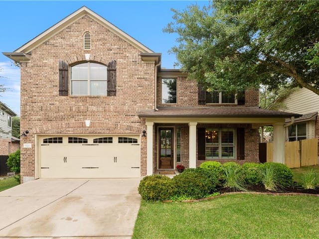 8320 Alophia Dr