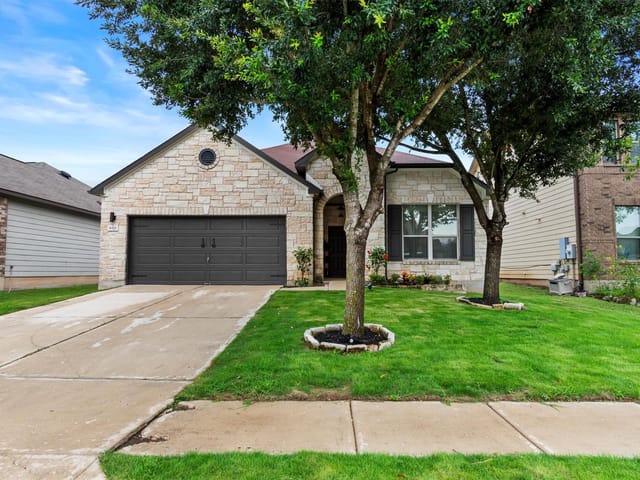 8321 Panadero Dr