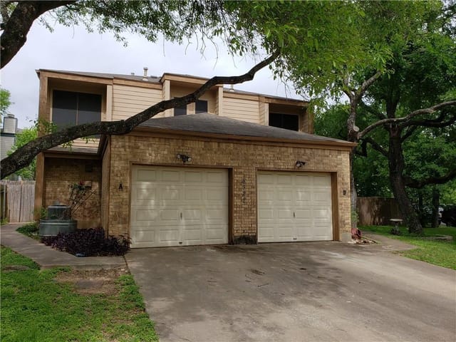 8322 Greenslope Dr