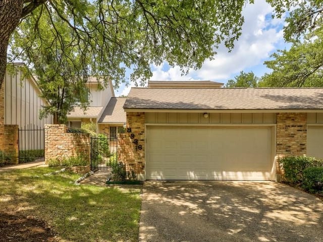 8336 Summerwood Dr