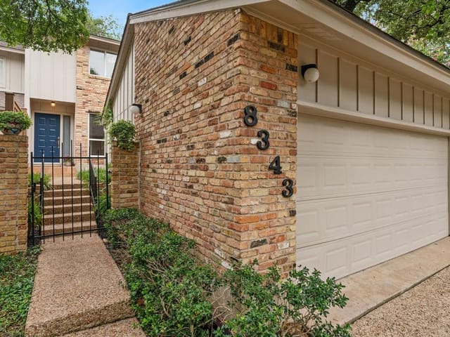 8343 Summerwood Dr