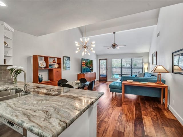 8344 Summerwood Dr