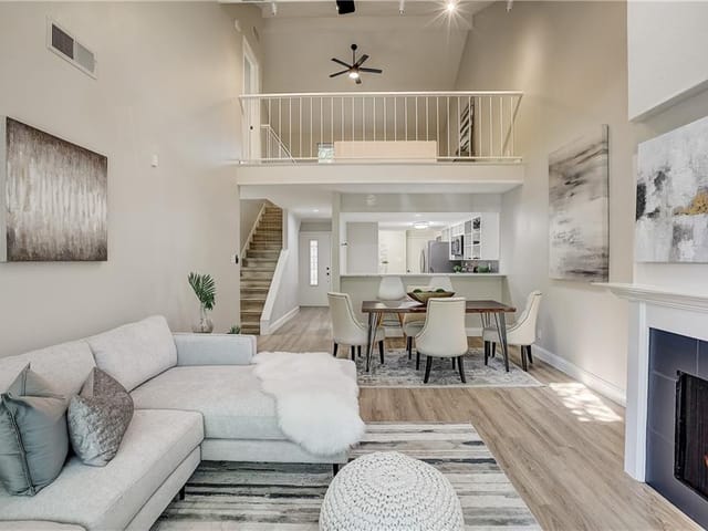 8348 Summerwood Dr