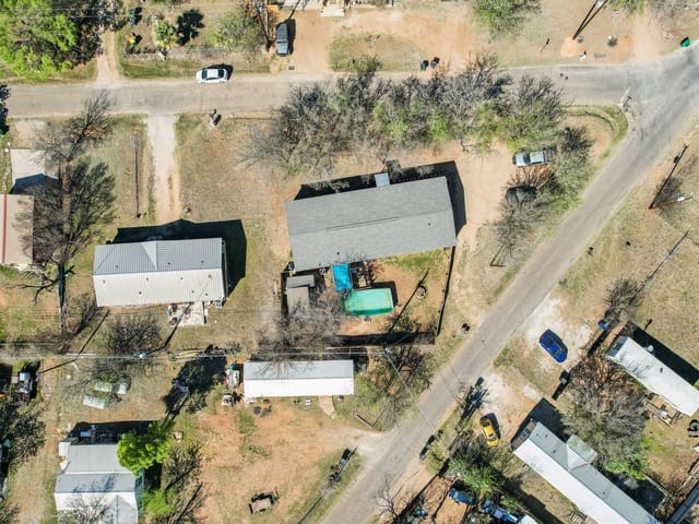 837 Southwood DR