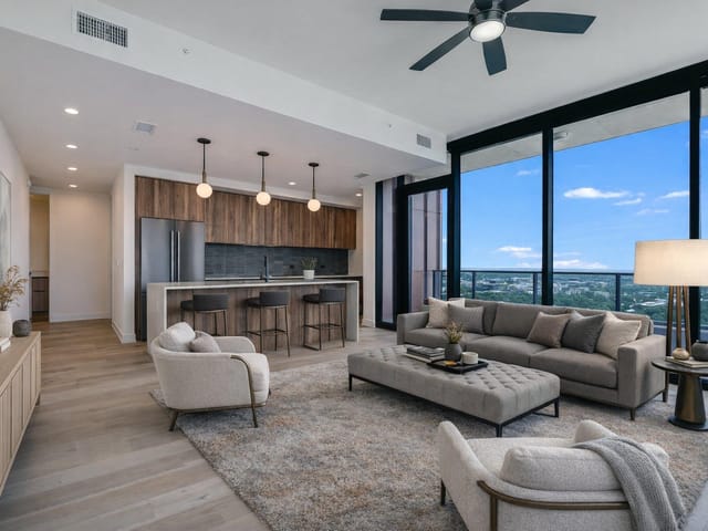 84 East Ave Unit #2506