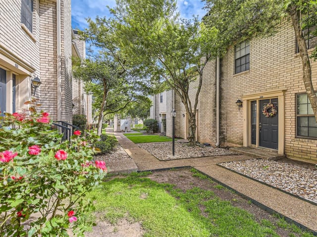 8400 Jamestown Dr Unit #132
