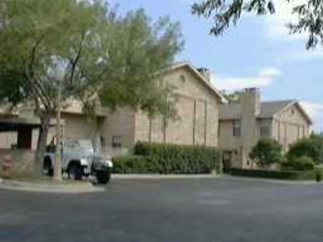8400 JAMESTOWN DR Unit #310