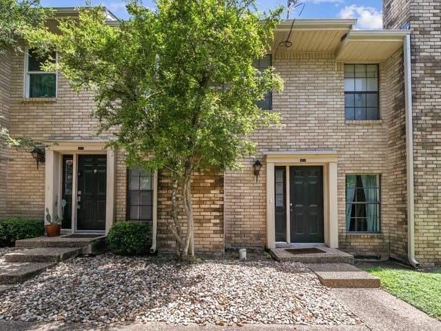 8400 Jamestown Dr Unit #406
