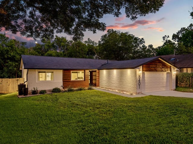8401 Alabama DR