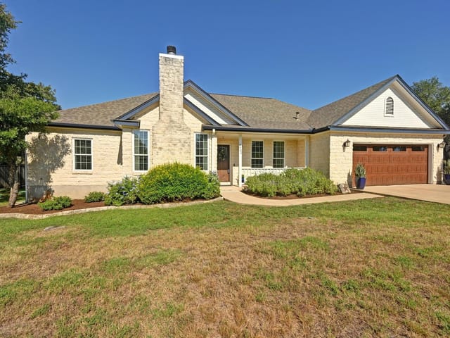 8402 La Tosca DR