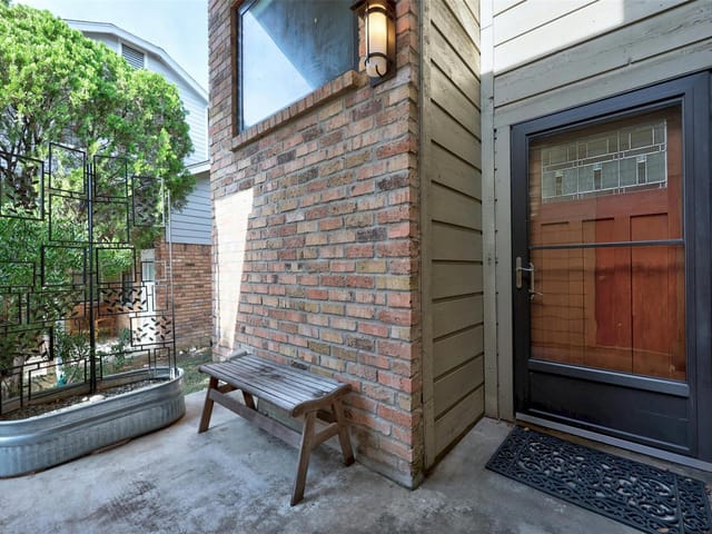8404 Cima Oak Ln Unit #A