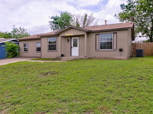 8405 Romney Rd