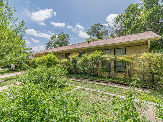 8415 Shenandoah DR