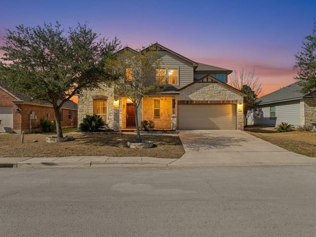 843 Avery Pkwy