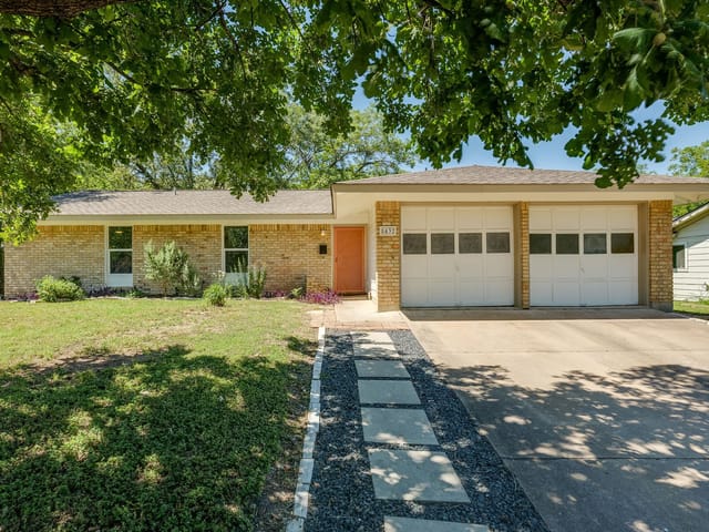 8432 Jamestown Dr