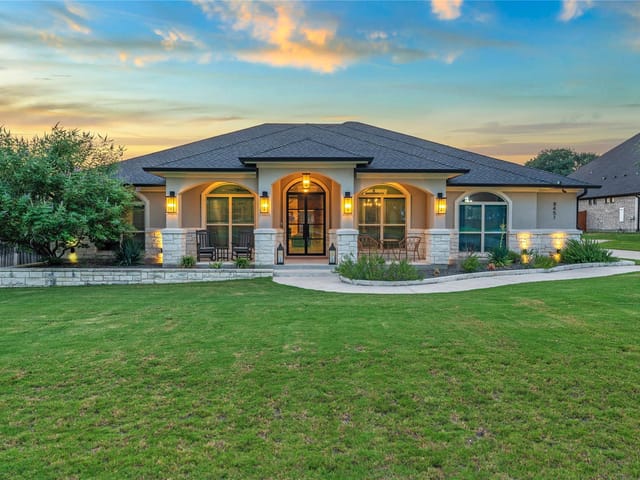 8451 Spring Creek LOOP