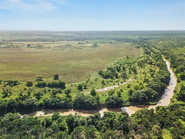 8498 County Road 121