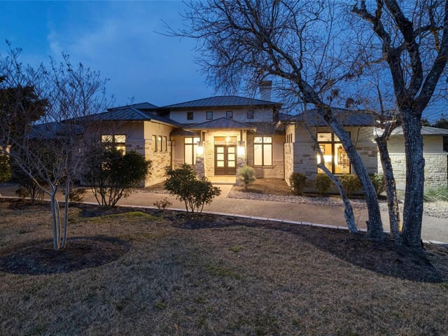 8500 Carranzo Dr