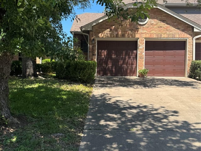 8502 Cima Oak LN Unit #A