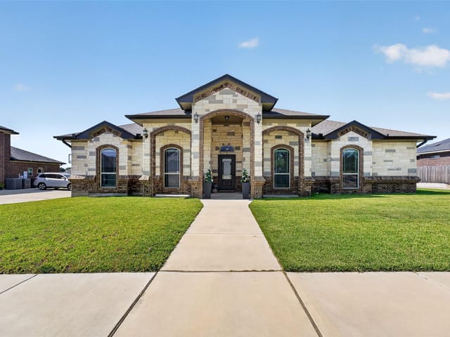 8502 Dorset DR