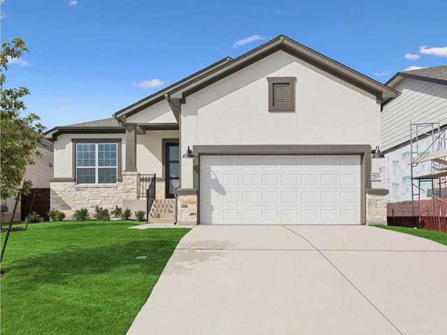 8504 Bouvreuil Dr