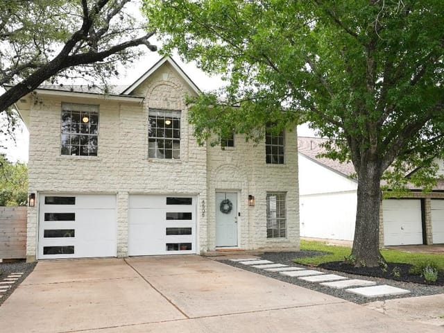 8505 Copano Dr