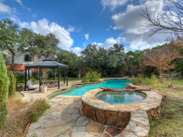8507 Lewis Mountain Dr