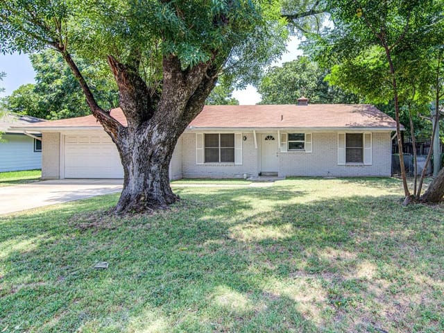 8507 Remington Ln