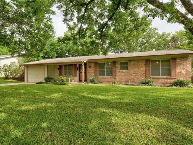 8508 Brookfield Dr