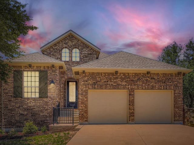 851 Catalina Ln