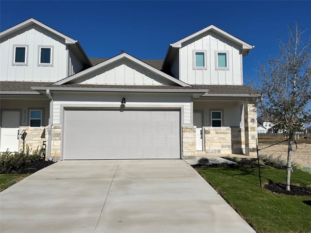 8510  Wellspring Loop